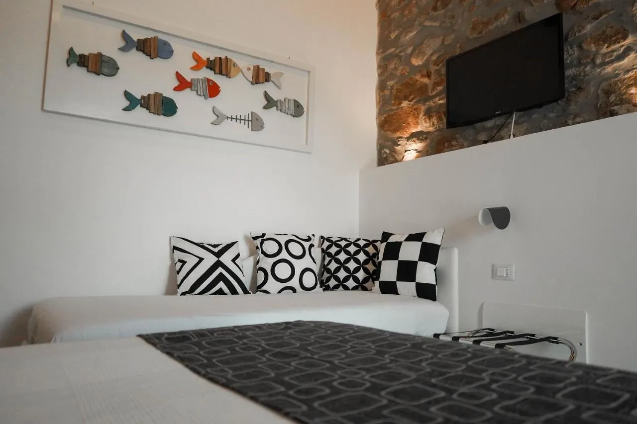 Cinque Terre Coast To Coast Hotel Riomaggiore 0*,  Italy